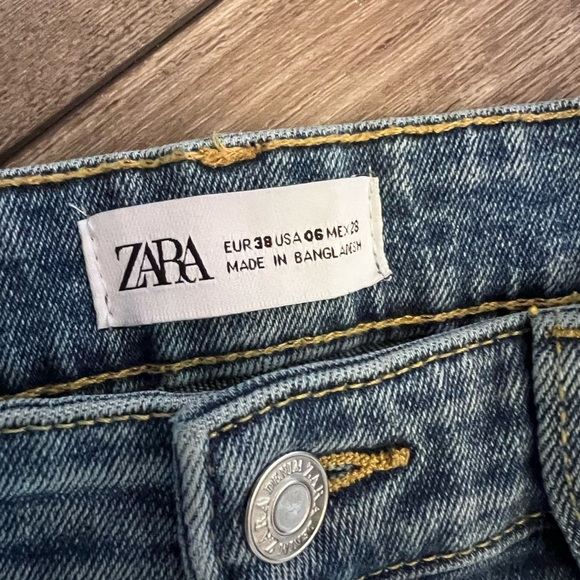 Zara Jeans - Picture 3 of 6
